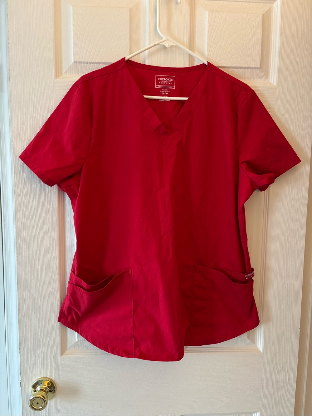 Cherokee Workwear Womens Scrub Top in Red Size Large